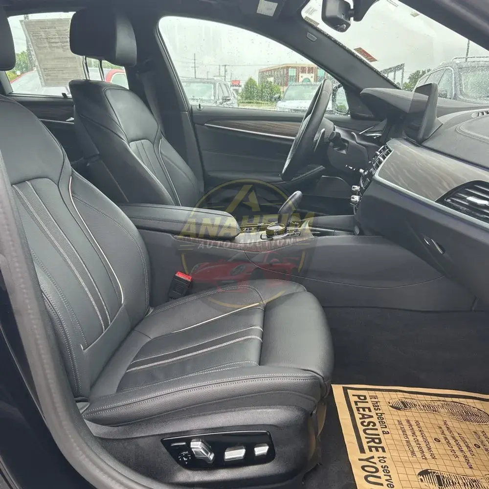 2023 BMW 5-Series M550xi