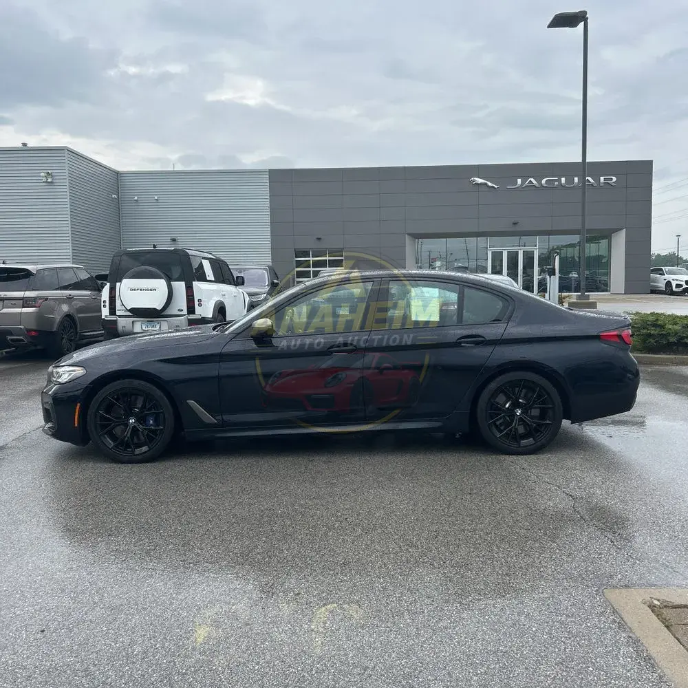 2023 BMW 5-Series M550xi