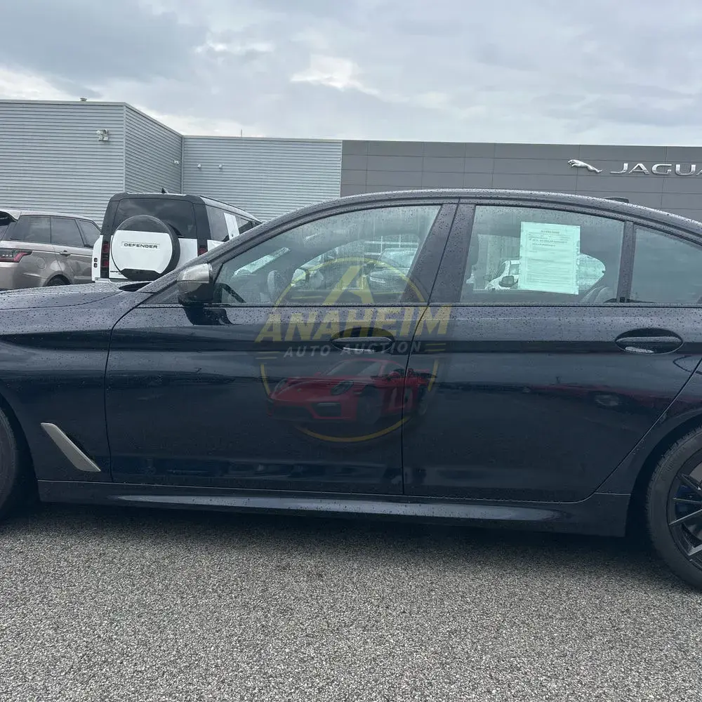 2023 BMW 5-Series M550xi