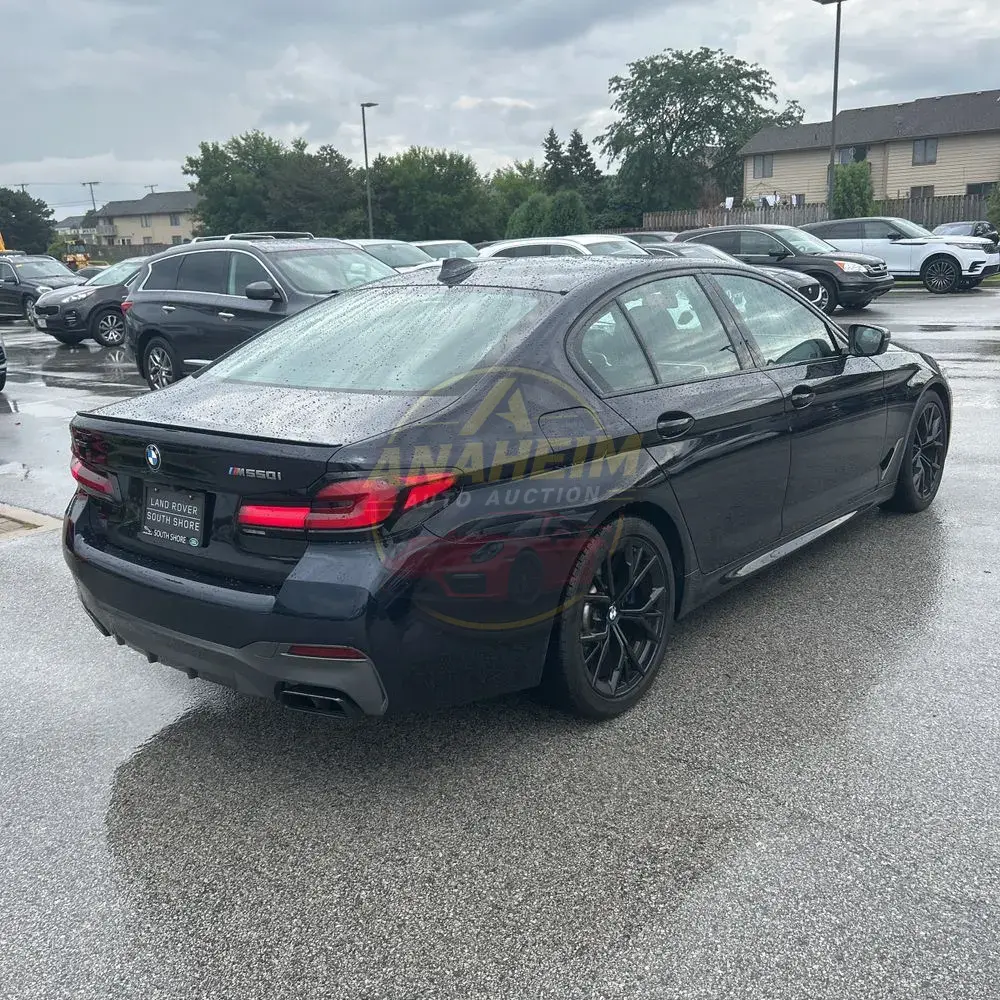 2023 BMW 5-Series M550xi