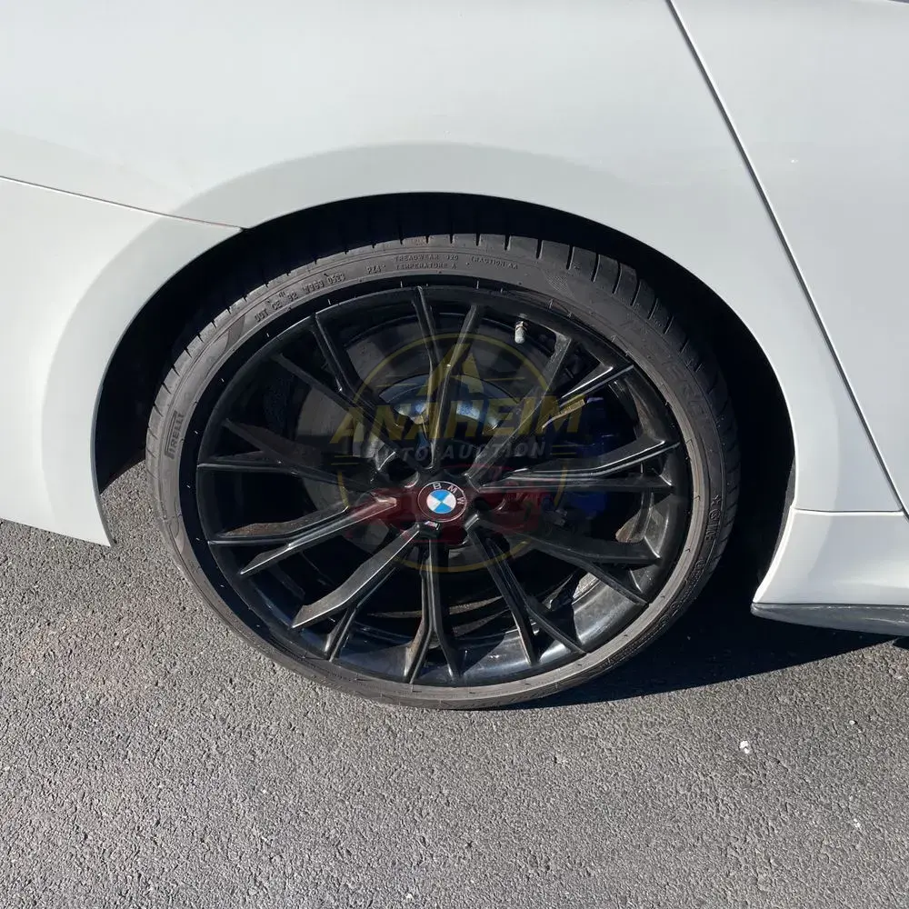 2022 BMW 5-Series M550xi