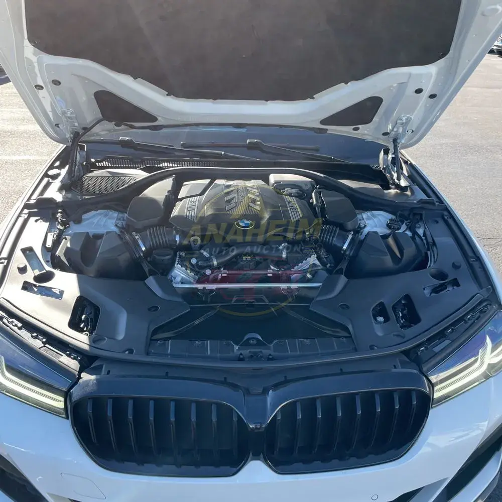 2022 BMW 5-Series M550xi