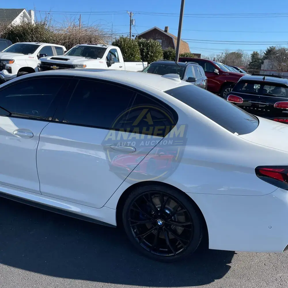 2022 BMW 5-Series M550xi
