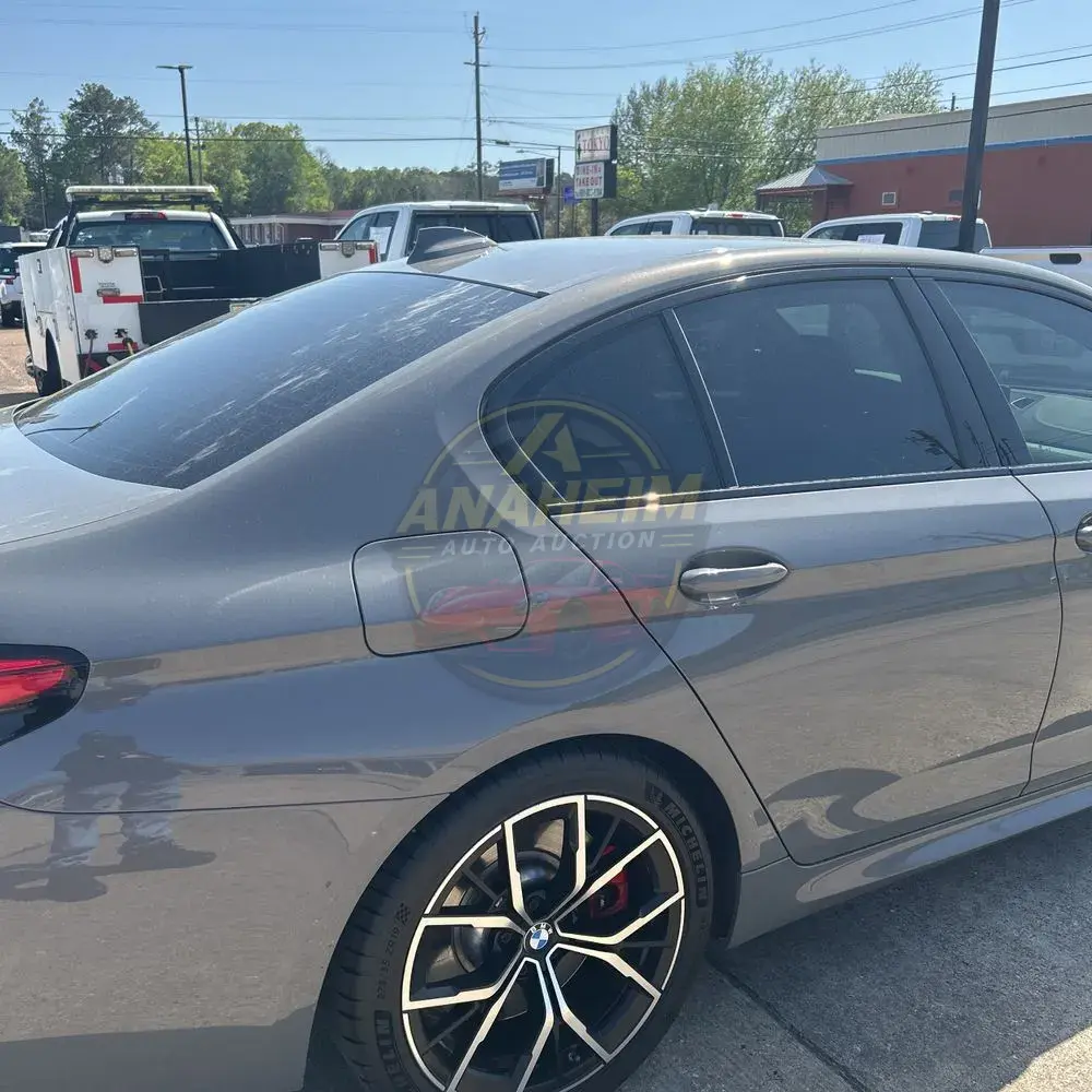 2022 BMW 5-Series M550xi