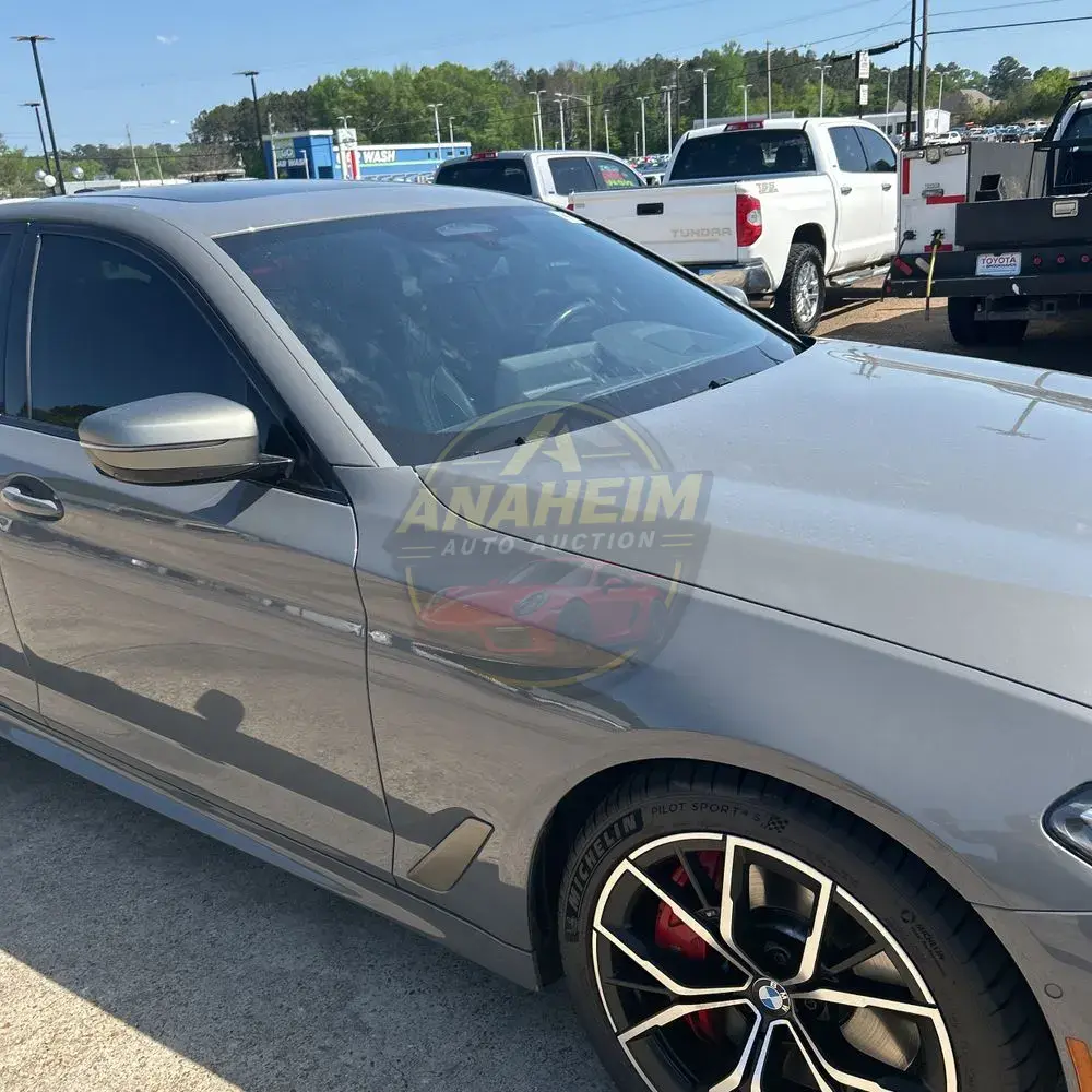 2022 BMW 5-Series M550xi