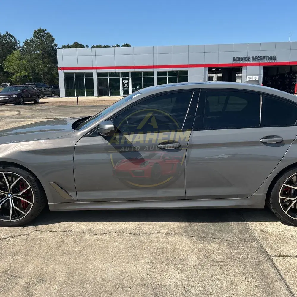 2022 BMW 5-Series M550xi