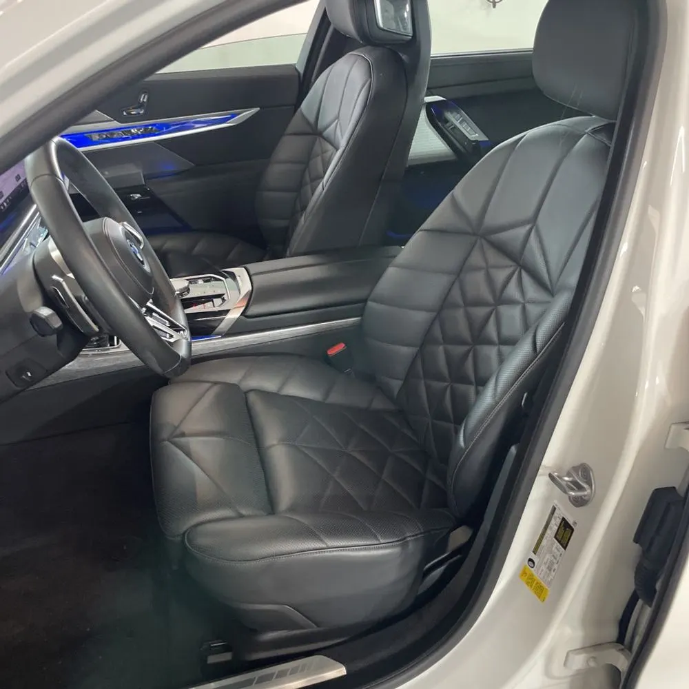 2023 BMW 7 Series 740i