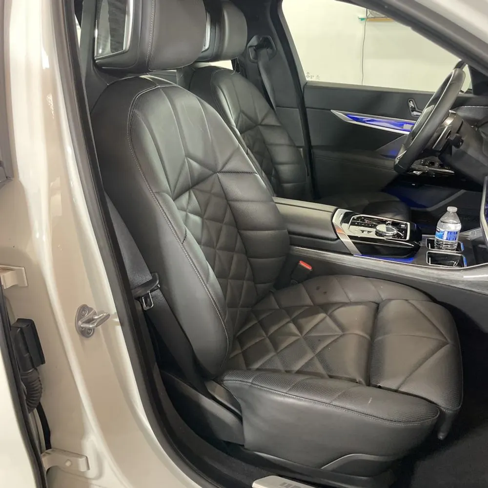 2023 BMW 7 Series 740i