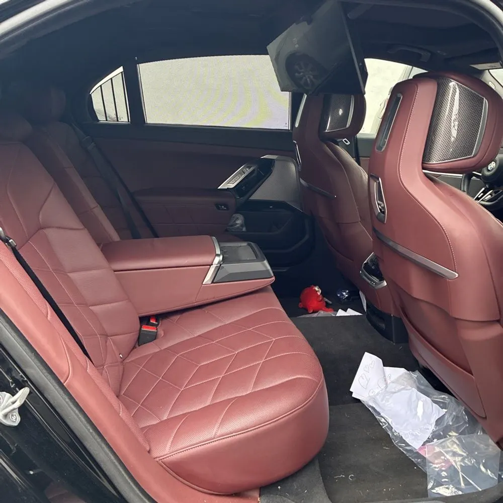 2023 BMW 7 Series 740i