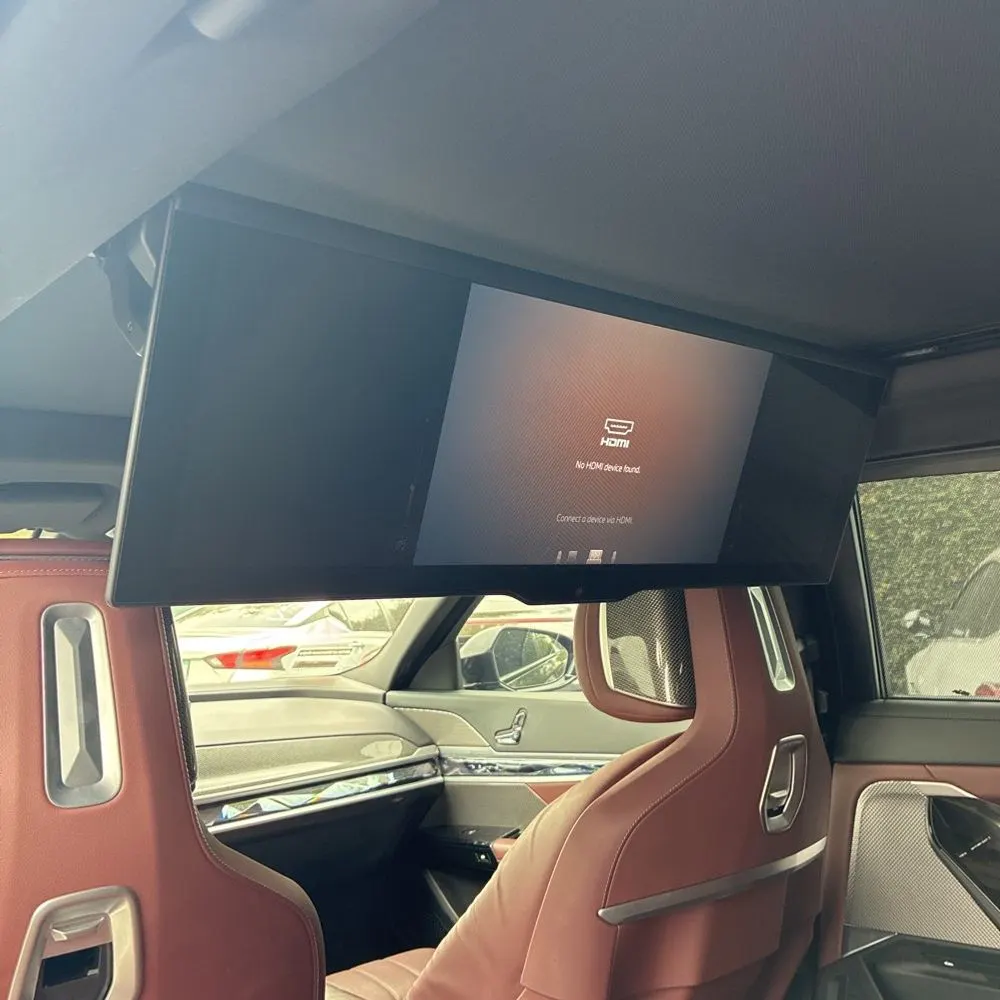 2023 BMW 7 Series 740i