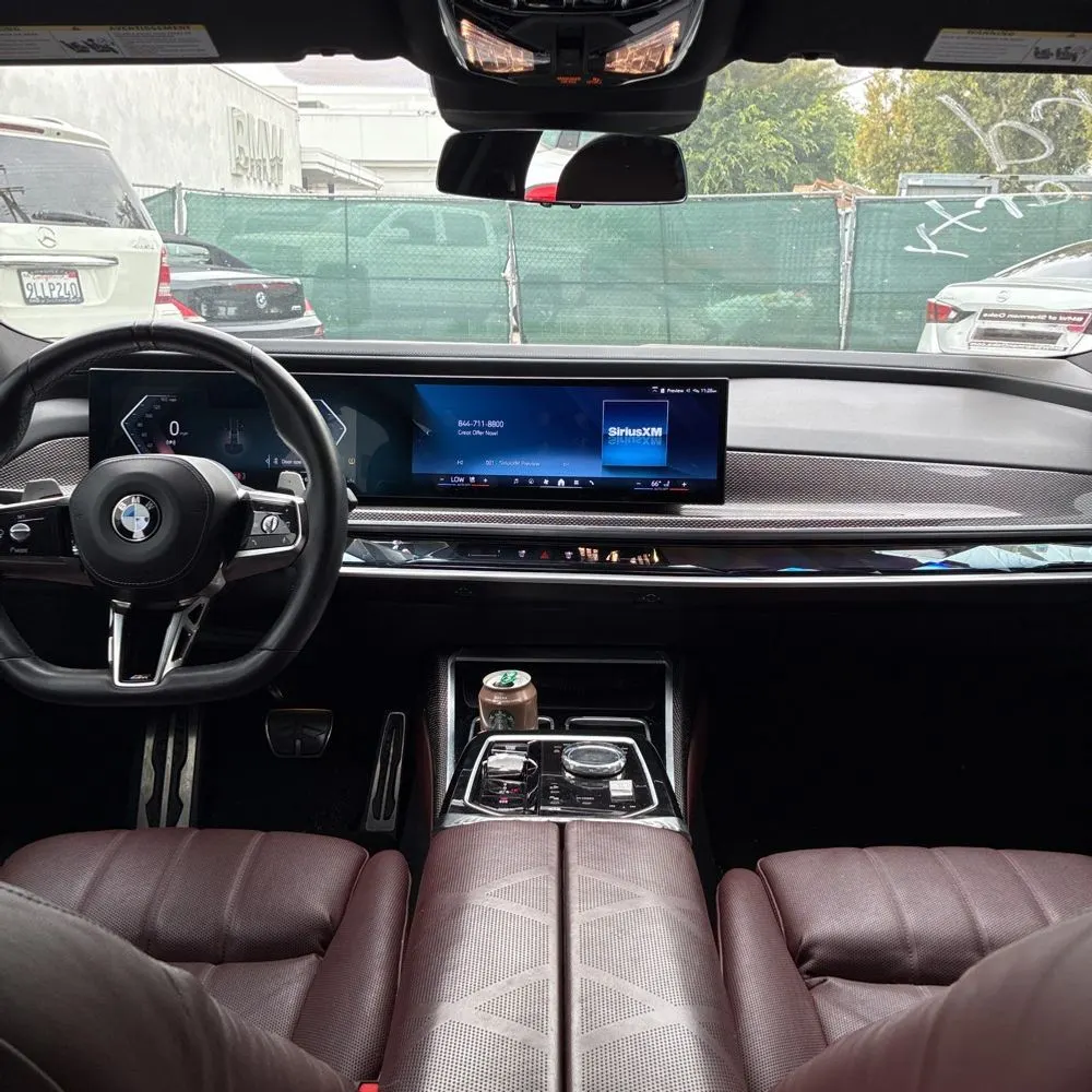 2023 BMW 7 Series 740i