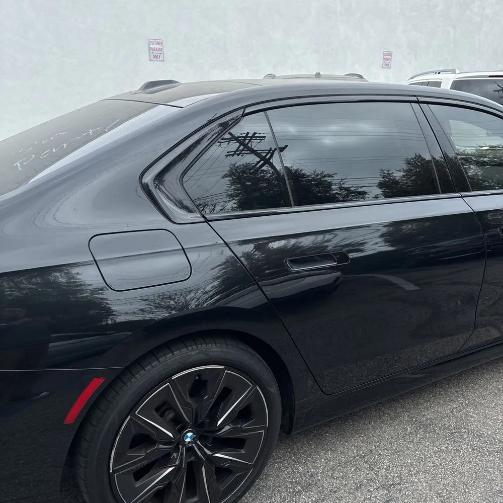 2023 BMW 7 Series 740i
