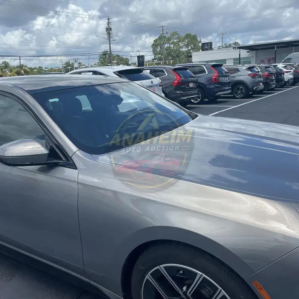 2023 BMW 7-Series 740i