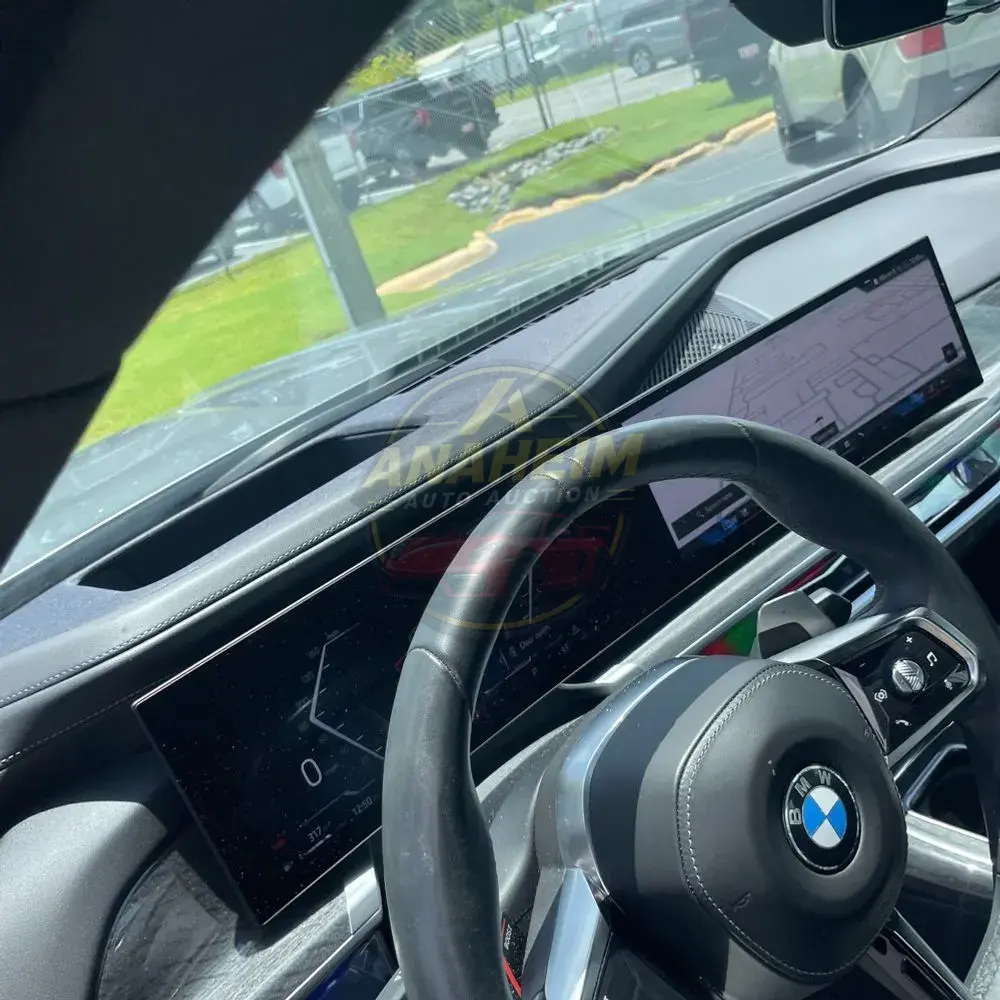 2023 BMW 7-Series 740i