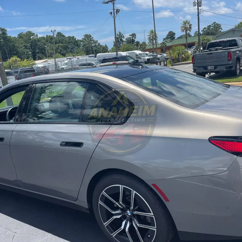 2023 BMW 7-Series 740i