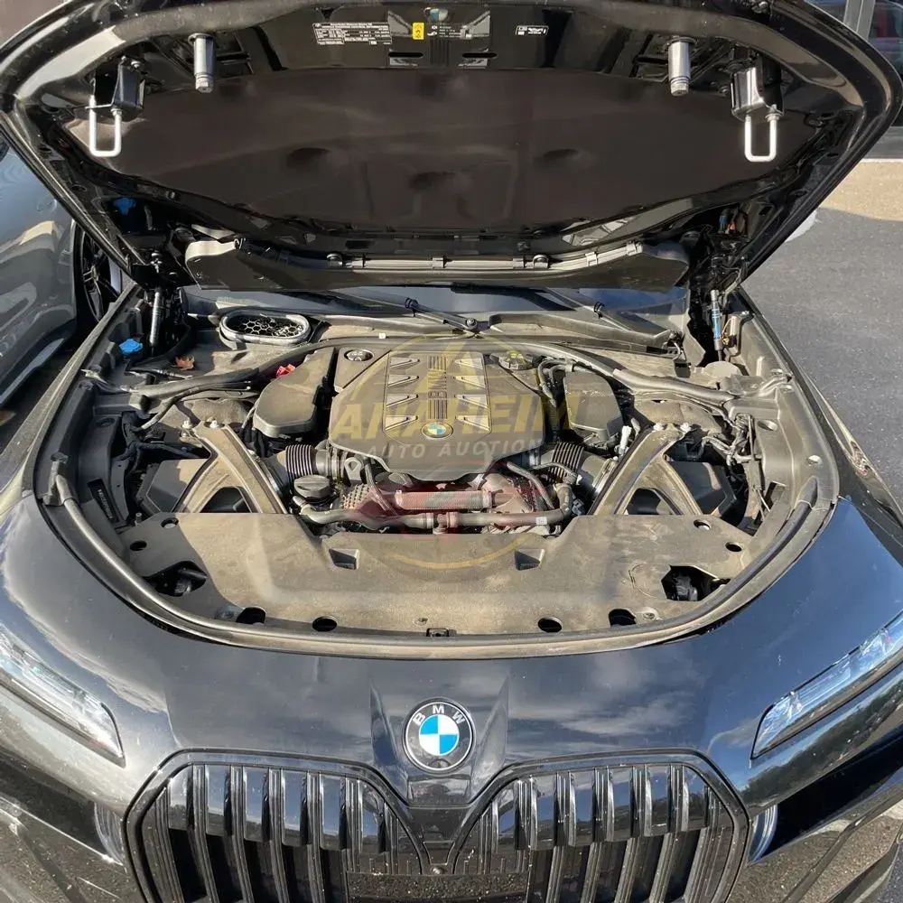 2023 BMW 7-Series 760xi