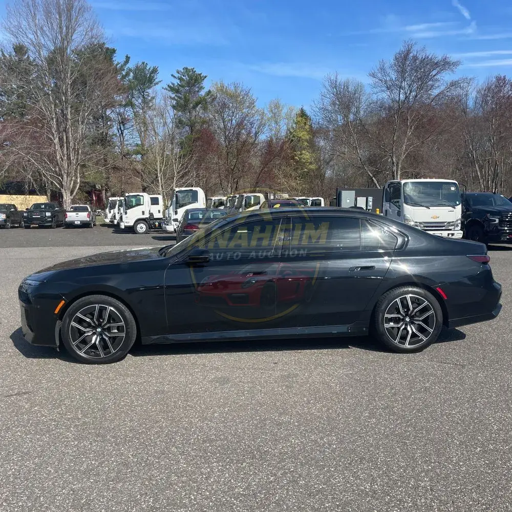 2023 BMW 7-Series 760xi
