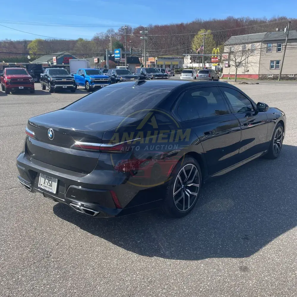 2023 BMW 7-Series 760xi