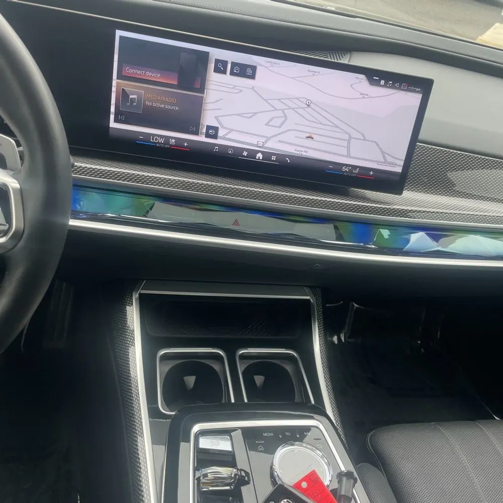 2024 BMW 7-Series 750e xDrive