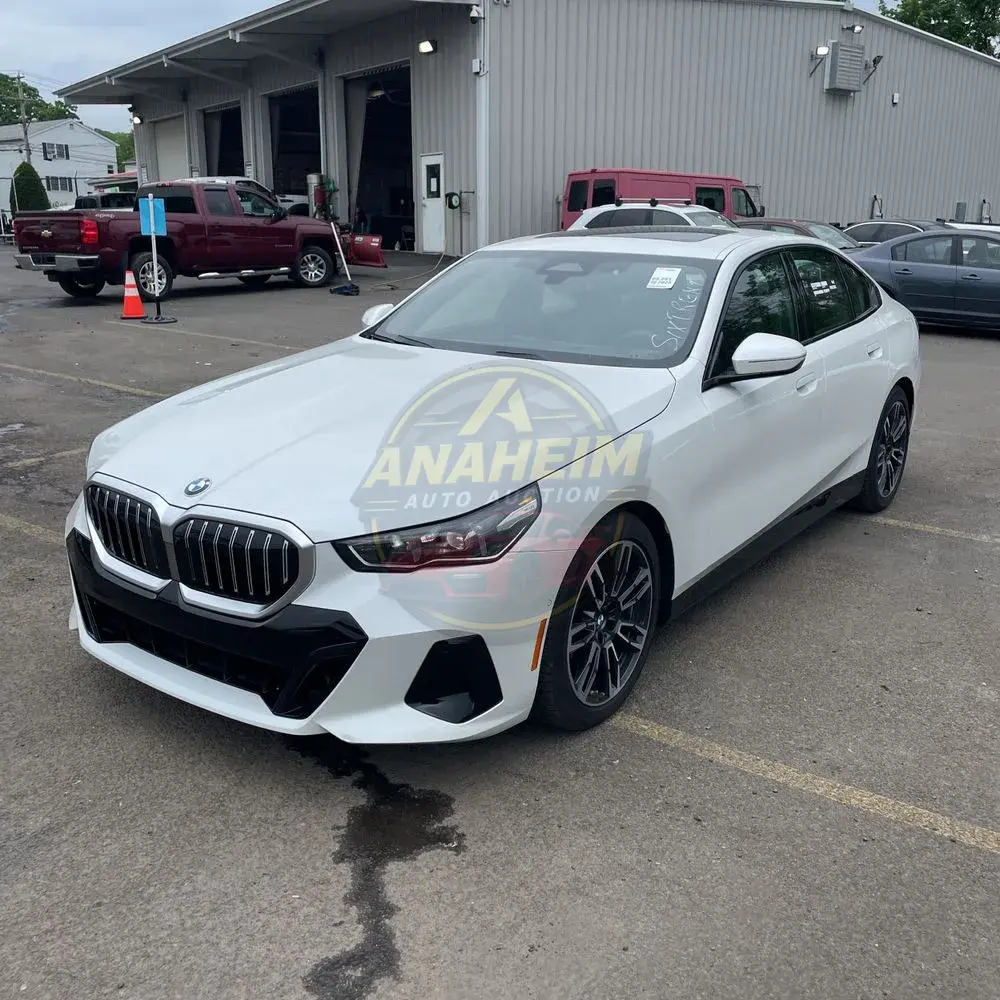 2025 BMW 5-Series 540i xDrive