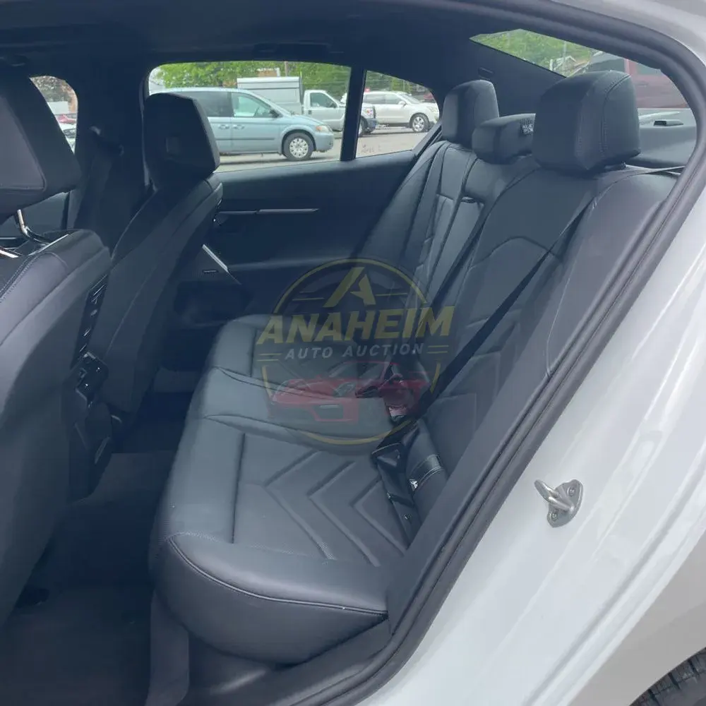 2025 BMW 5-Series 540i xDrive