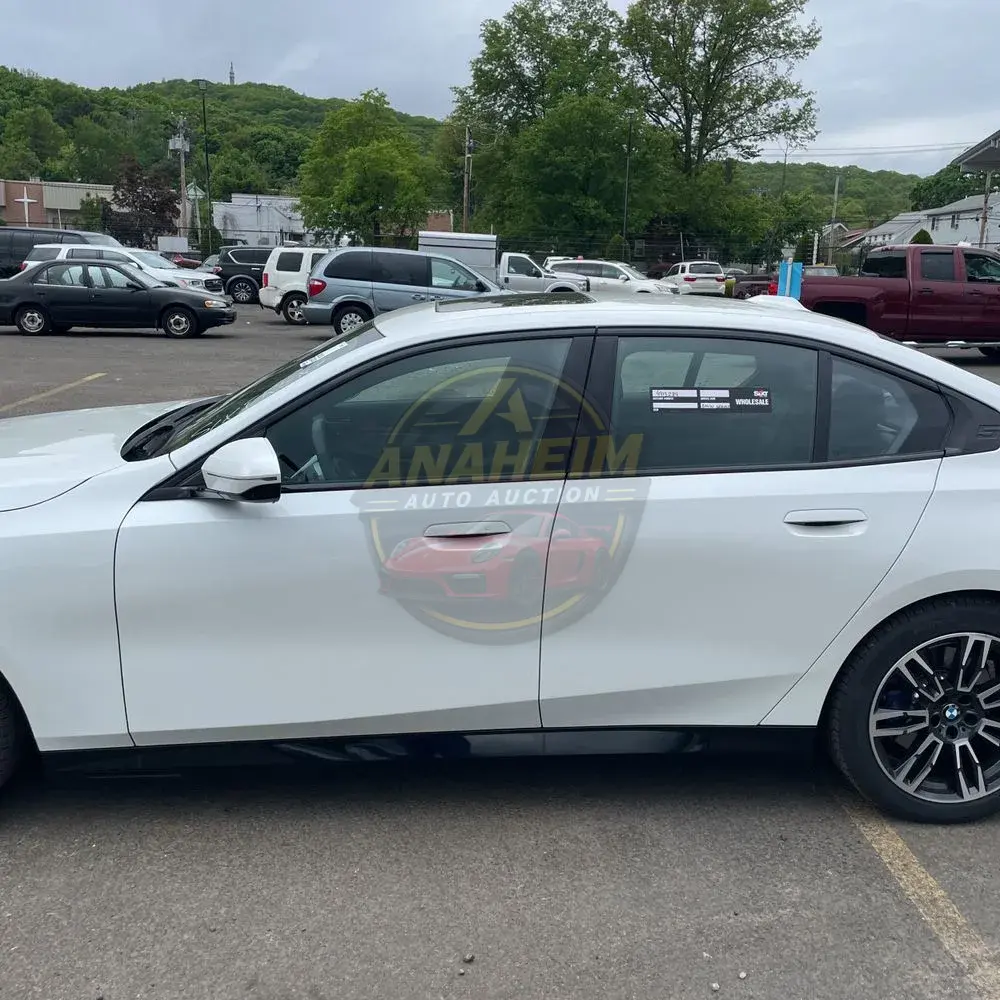 2025 BMW 5-Series 540i xDrive