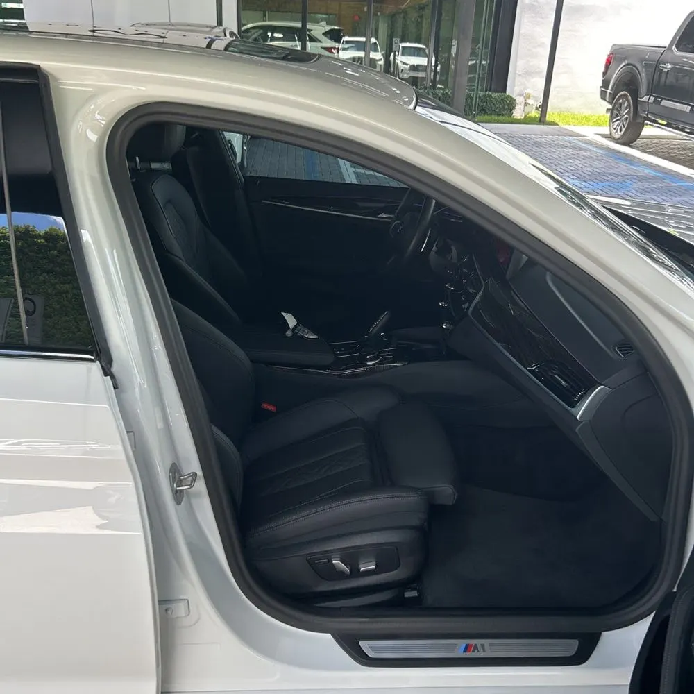 2023 BMW 5-Series 540xi
