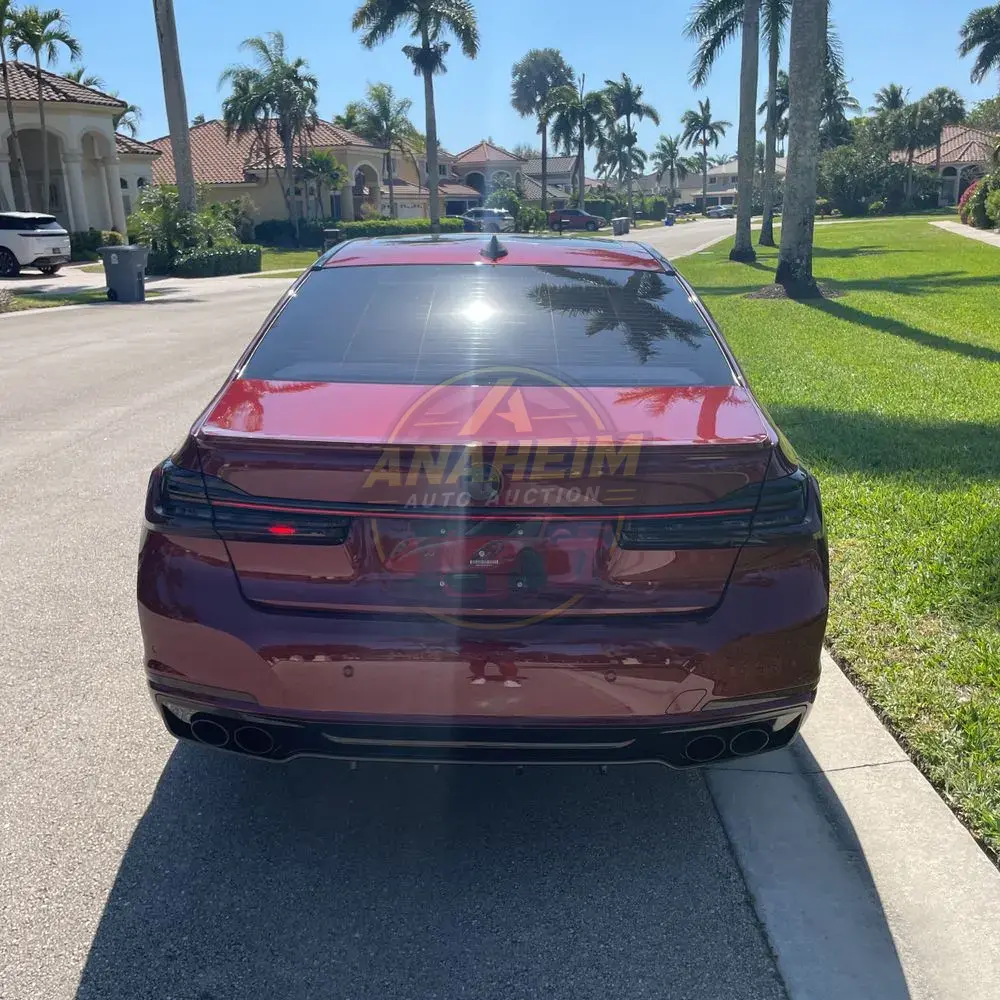 2022 BMW 7 Series ALPINA B7 xDrive