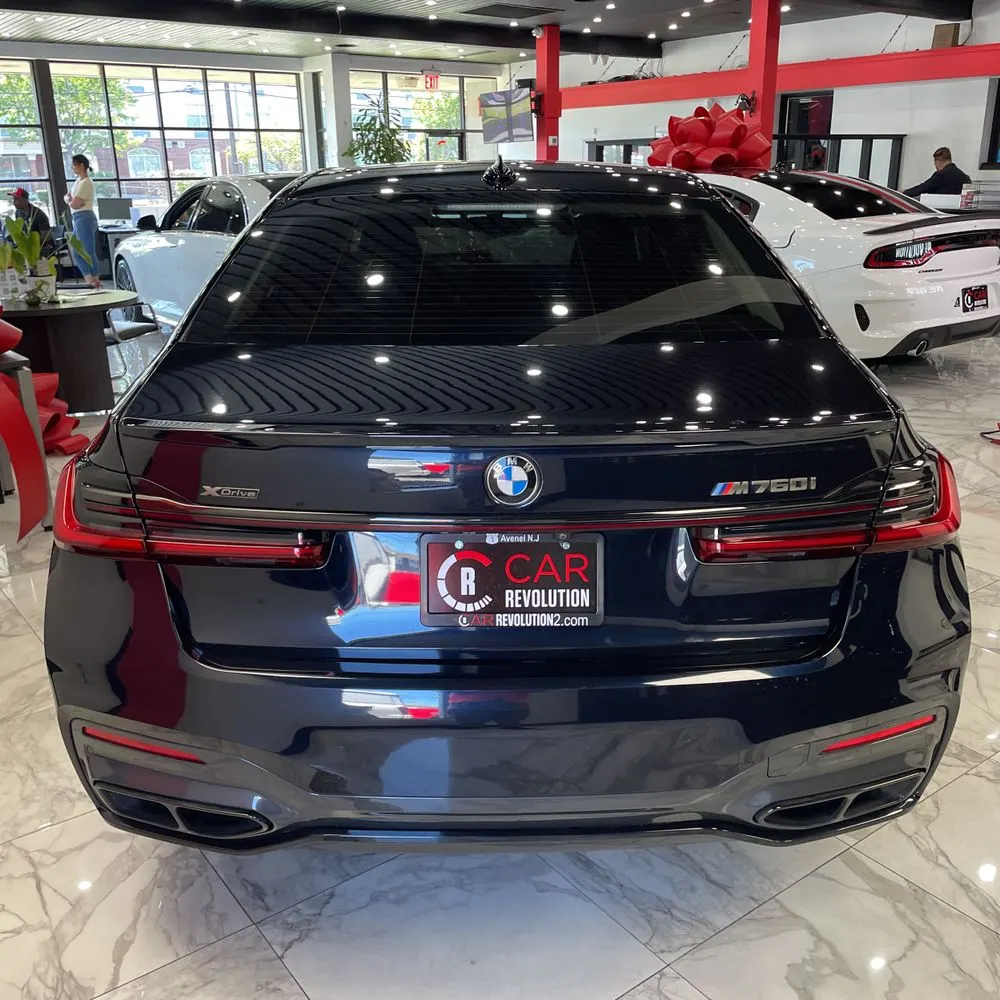 2022 BMW 7-Series M760xi