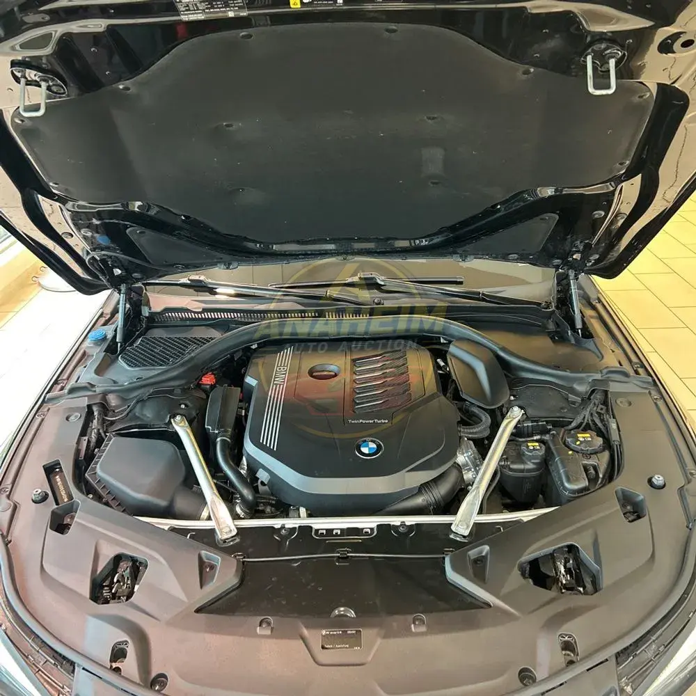 2020 BMW 8-Series 840xi