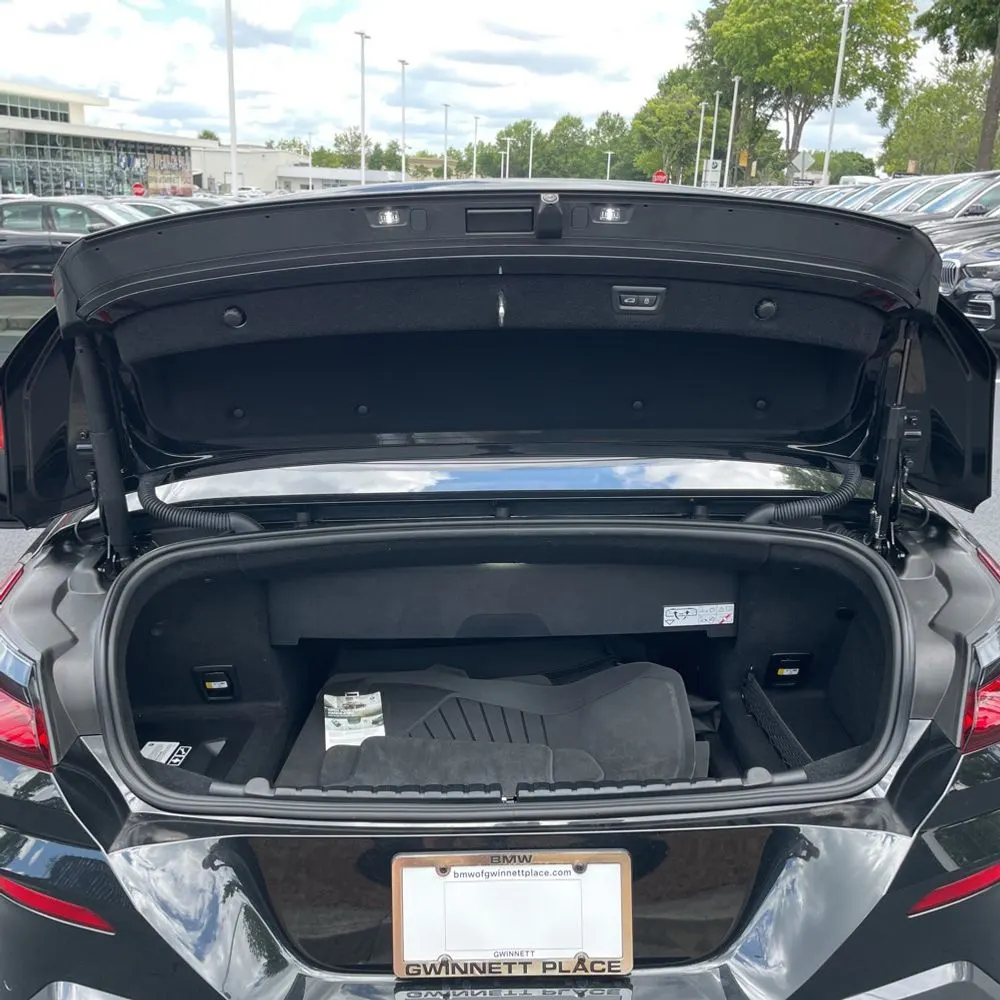 2025 BMW 8-Series M850i xDrive