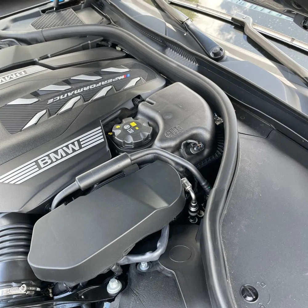 2025 BMW 8-Series M850i xDrive
