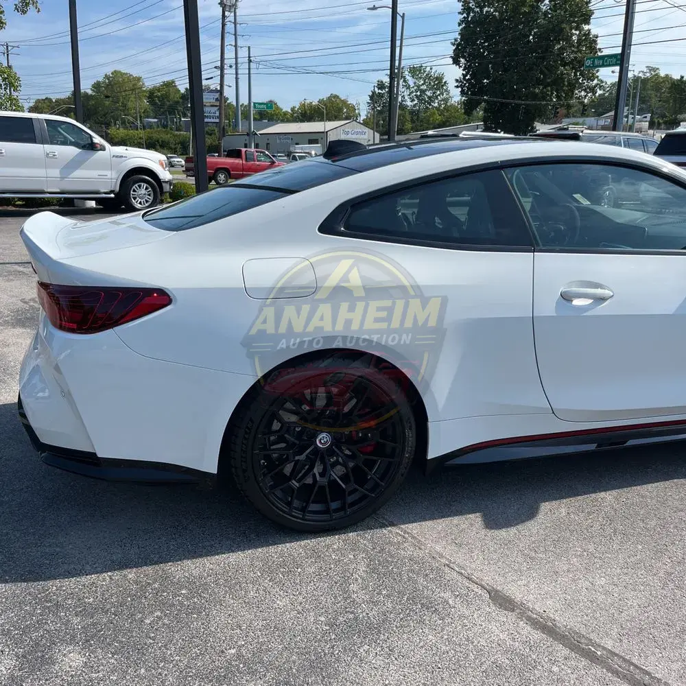 2023 BMW M4 CSL