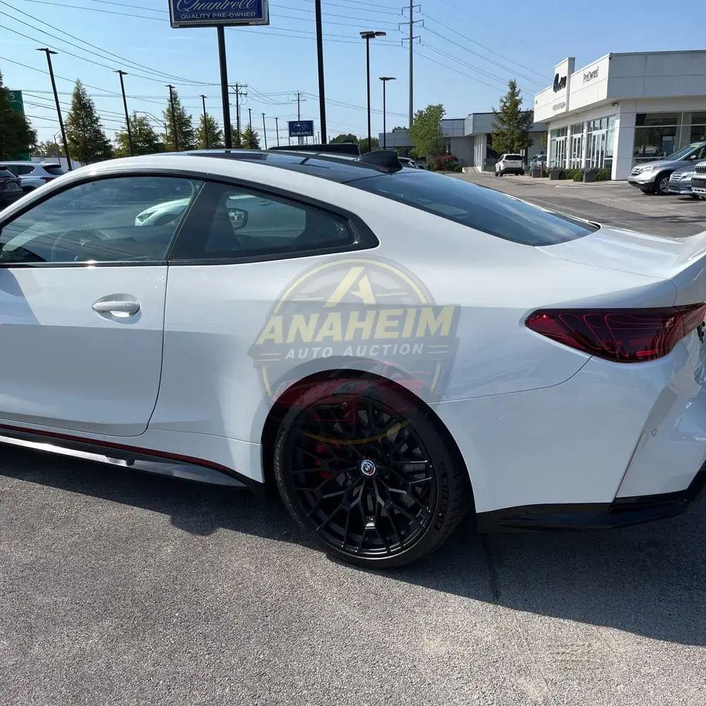 2023 BMW M4 CSL