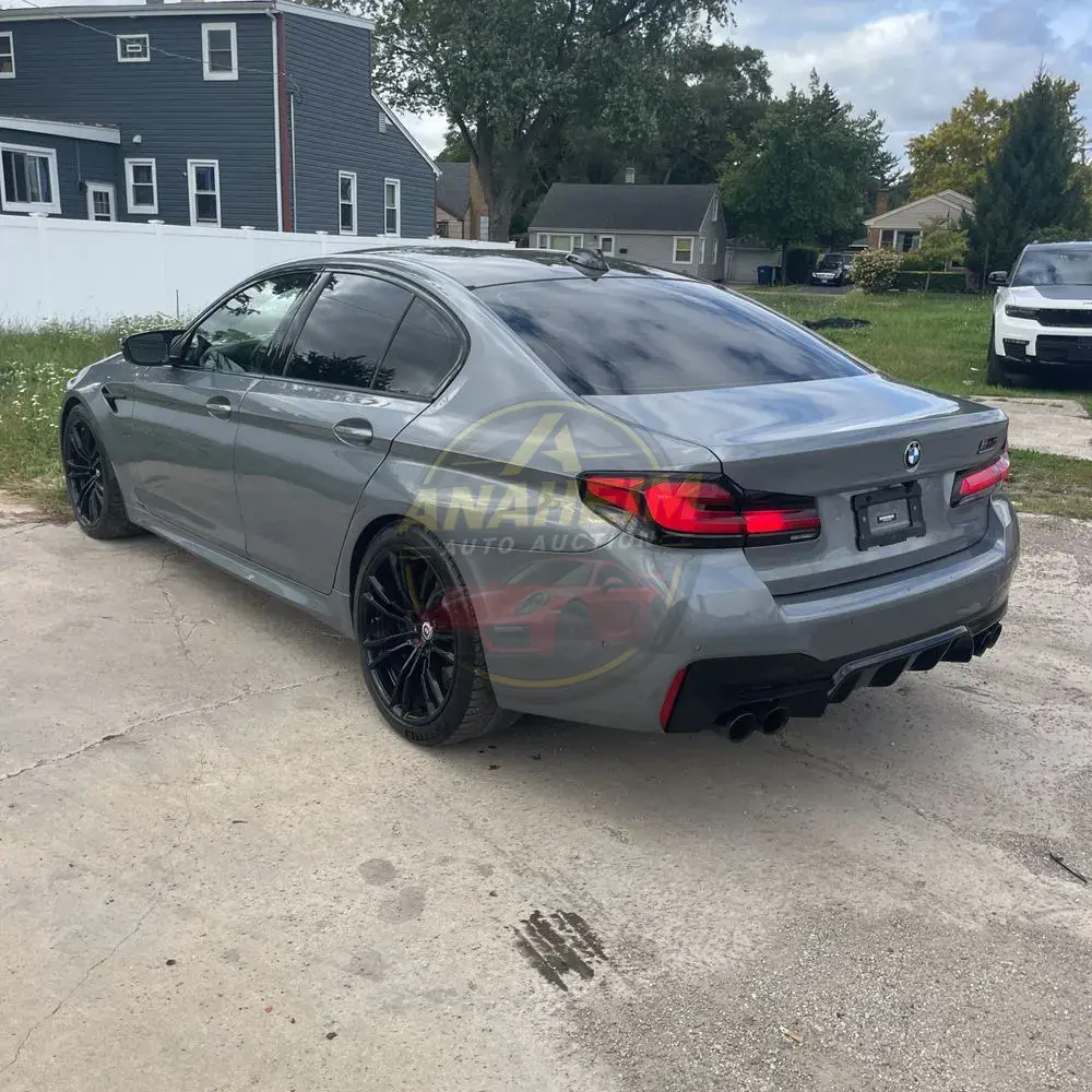 2023 BMW M5