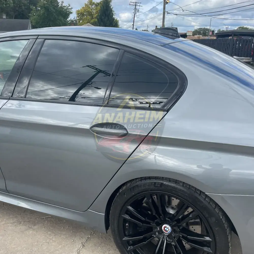 2023 BMW M5