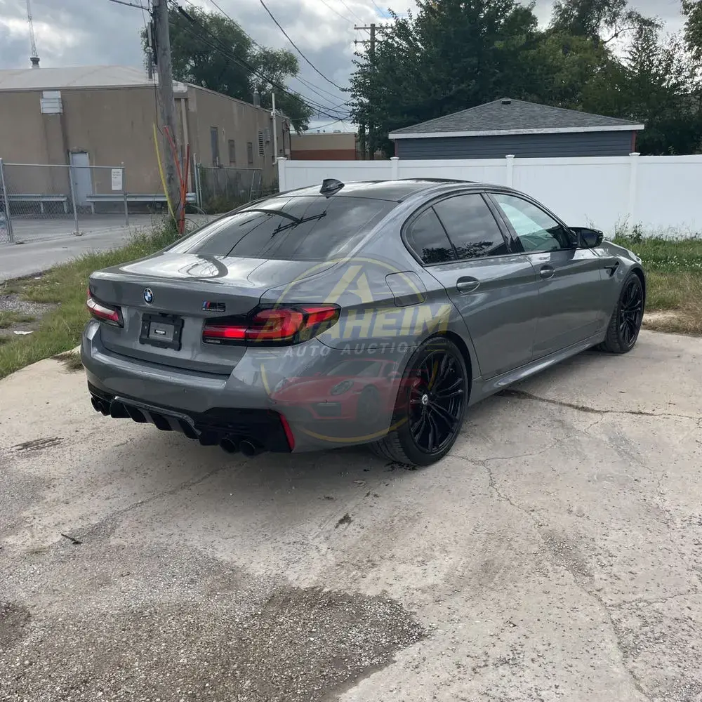 2023 BMW M5
