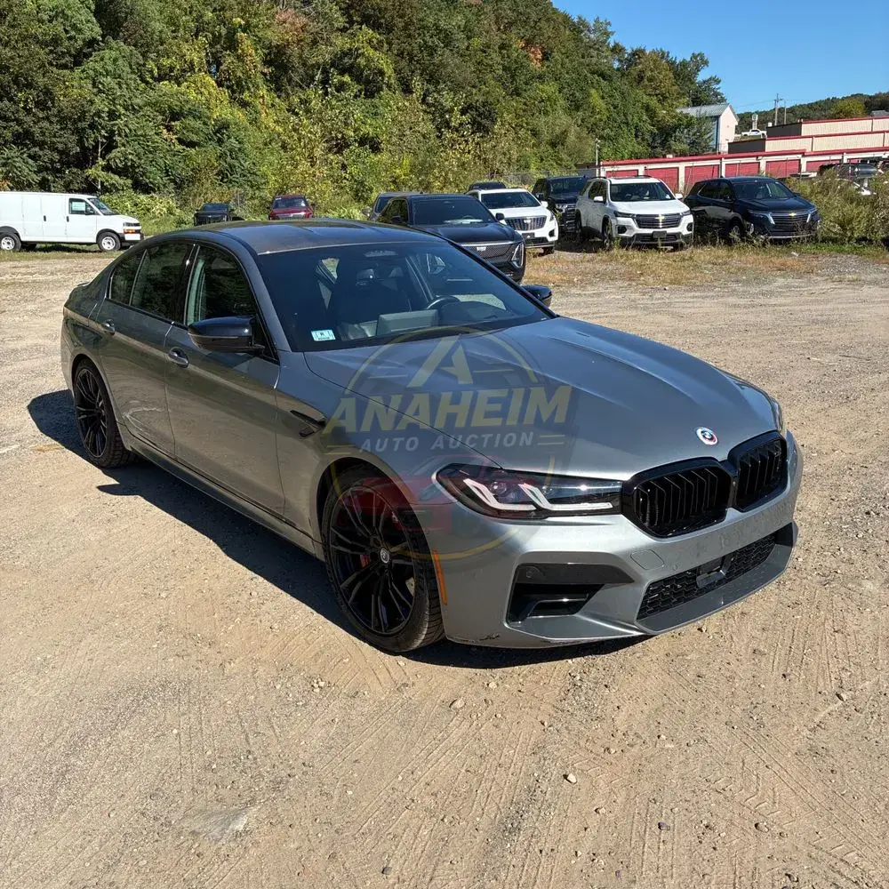 2023 BMW M5
