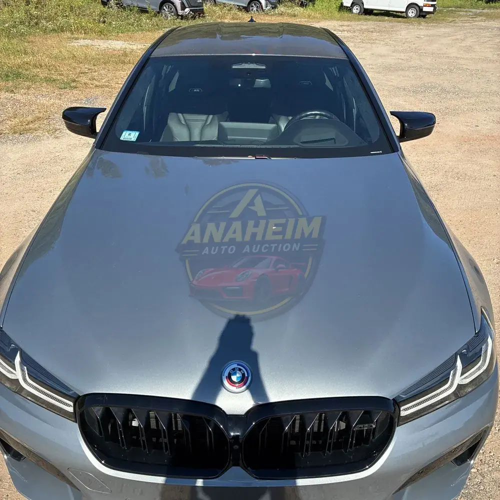 2023 BMW M5