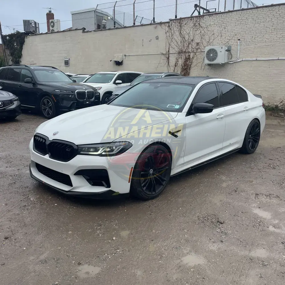 2023 BMW M5