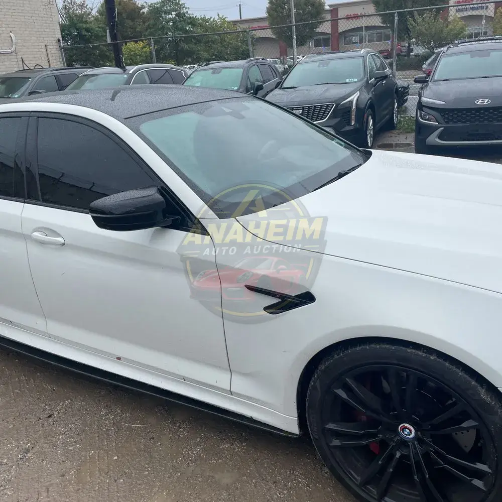 2023 BMW M5
