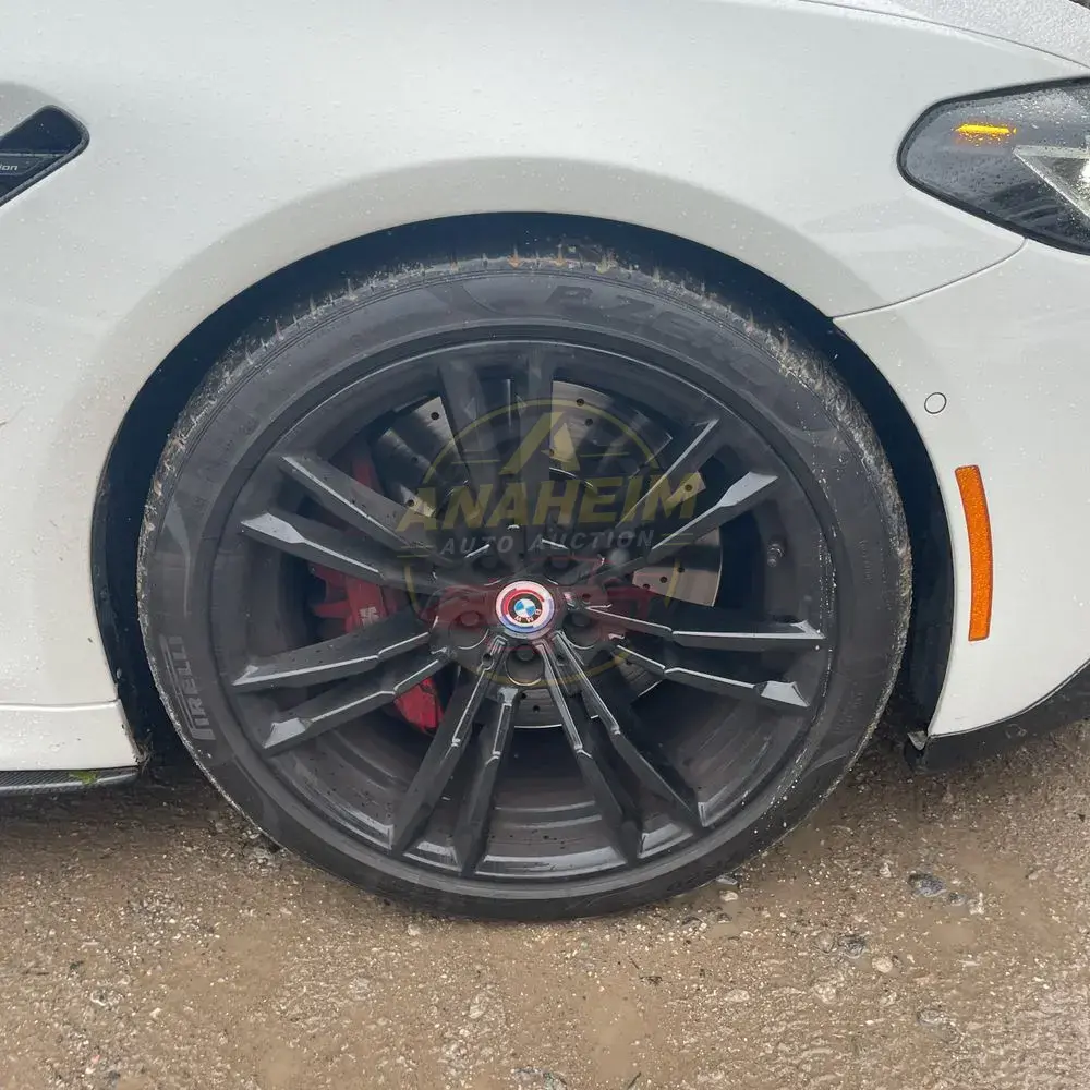 2023 BMW M5
