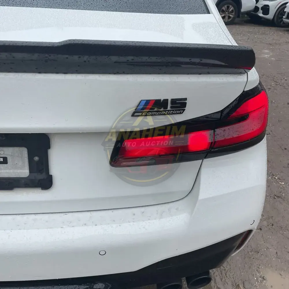 2023 BMW M5