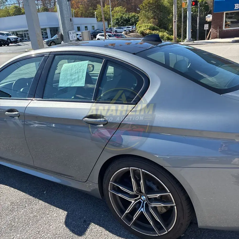 2023 BMW M5