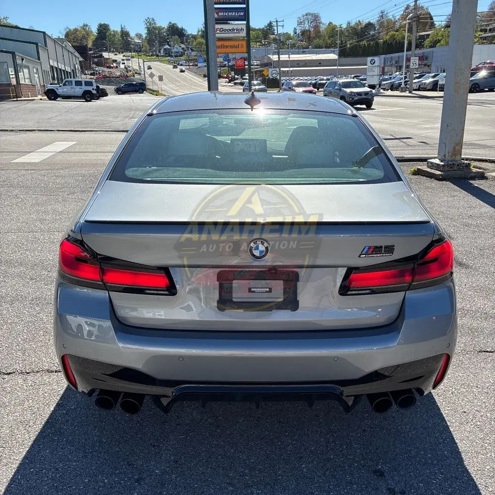 2023 BMW M5