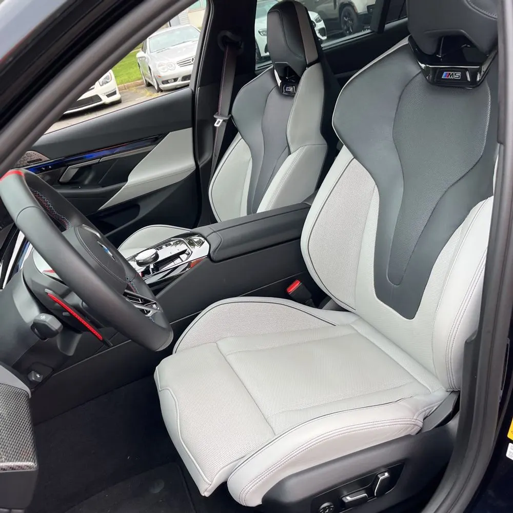 2025 BMW M5 Base