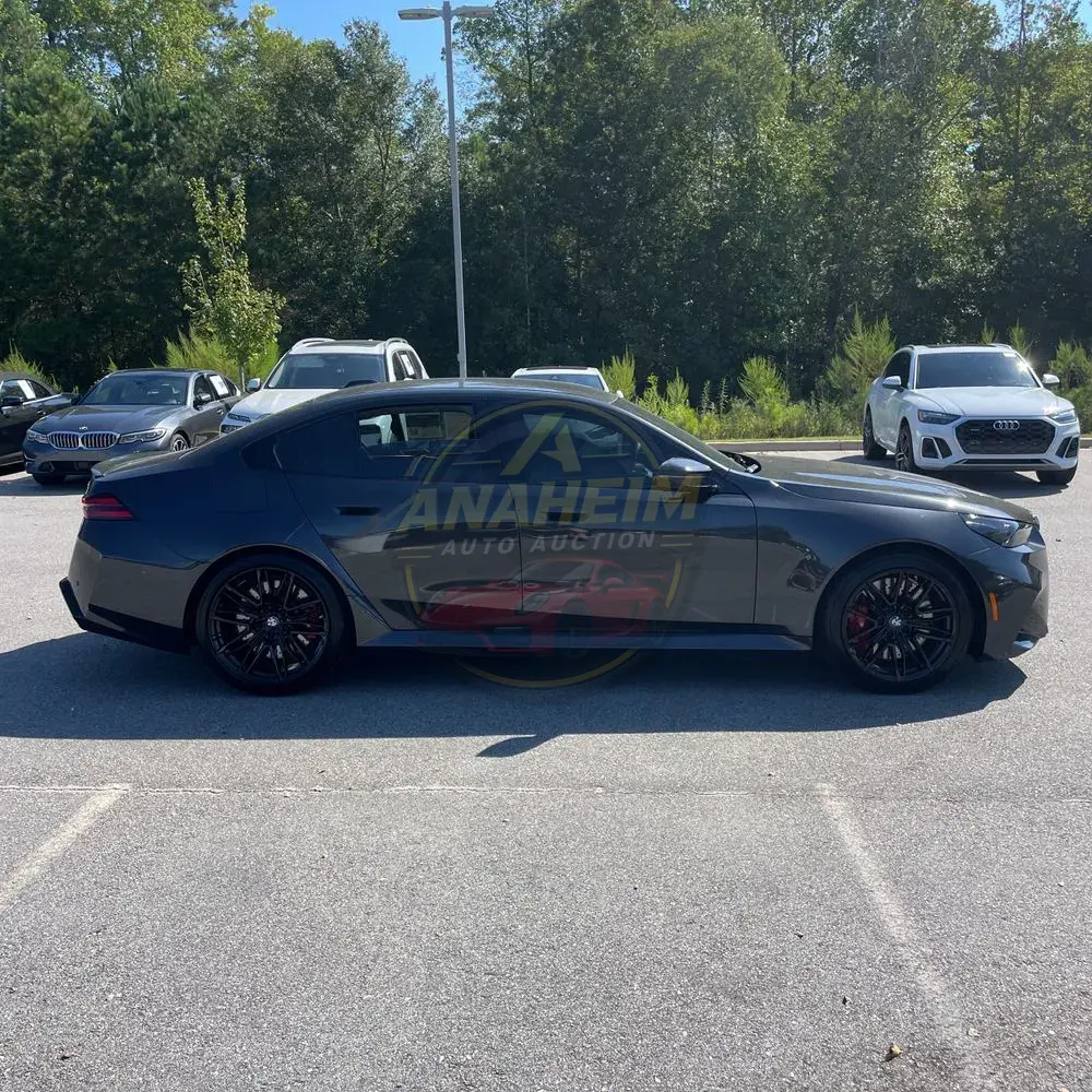 2025 BMW M5 Base