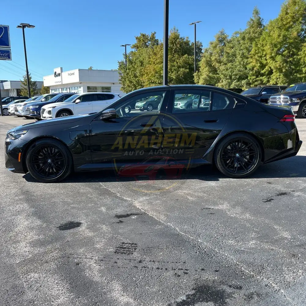 2025 BMW M5 Base