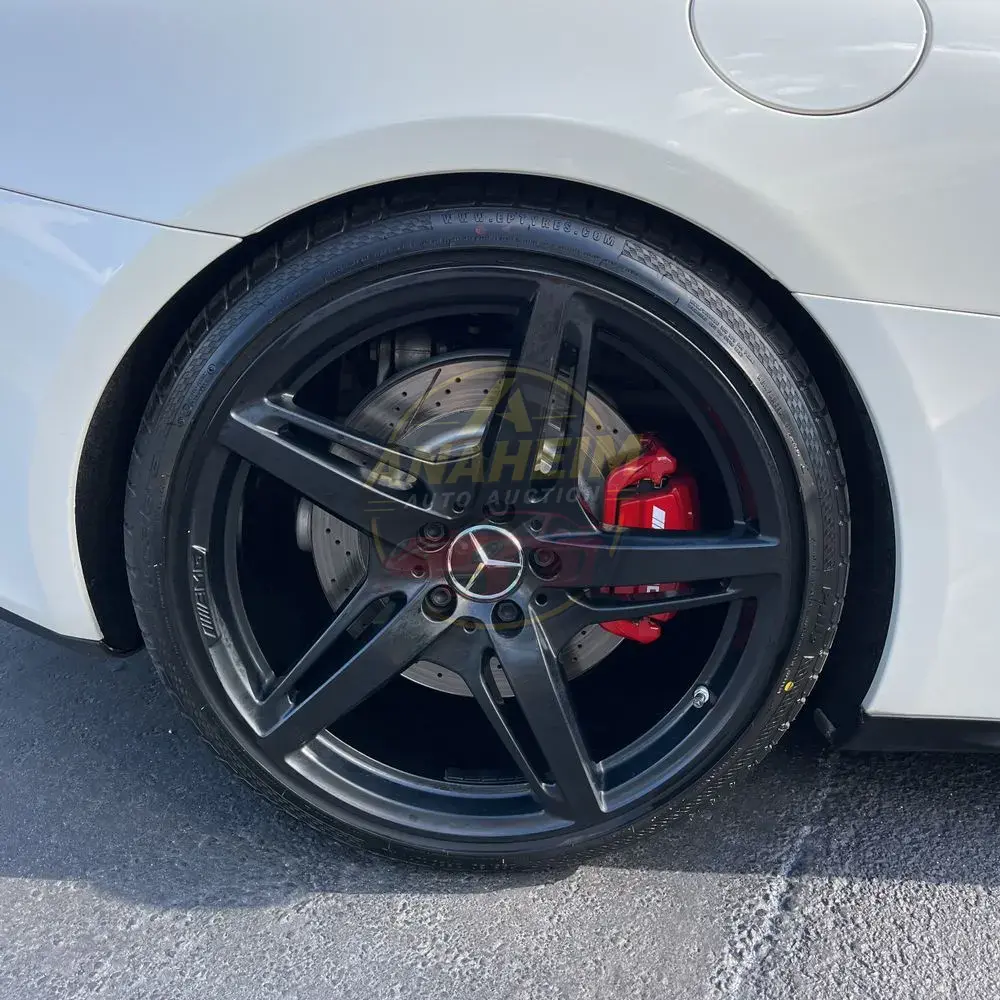 2017 Mercedes-Benz AMG GT Base