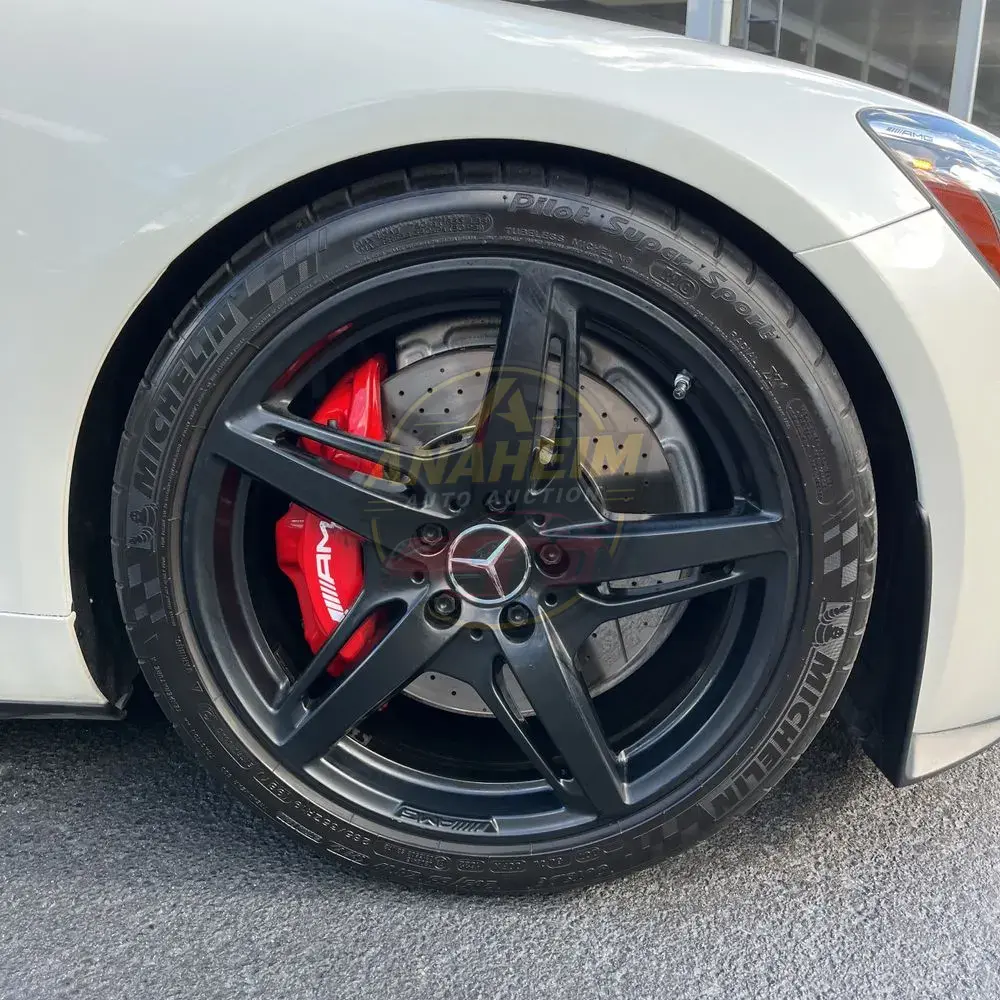 2017 Mercedes-Benz AMG GT Base
